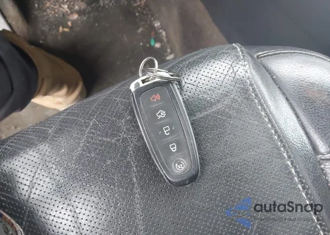 2013 Ford Explorer Sport z USA, uszkodzony, nr VIN 1FM5K8GT1DGC23610